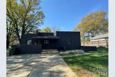 418 W Charlotte Avenue, Mount Holly, NC 28120 - Photo 14