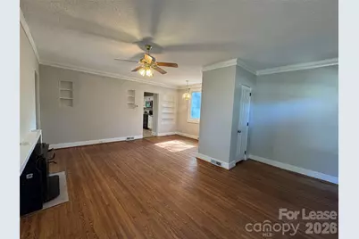 418 W Charlotte Avenue, Mount Holly, NC 28120 - Photo 2