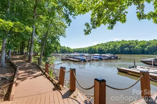 4406 Clos Du Val Rd, Charlotte, NC 28214 - Photo 40