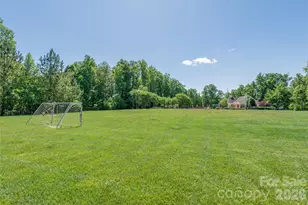 4406 Clos Du Val Rd, Charlotte, NC 28214 - Photo 44