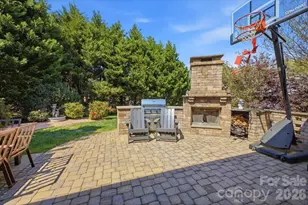 4406 Clos Du Val Rd, Charlotte, NC 28214 - Photo 28