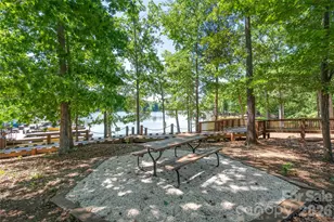 4406 Clos Du Val Rd, Charlotte, NC 28214 - Photo 42