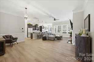 4406 Clos Du Val Rd, Charlotte, NC 28214 - Photo 10