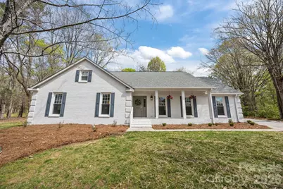 304 Epperstone Lane, Matthews, NC 28105 - Photo 2