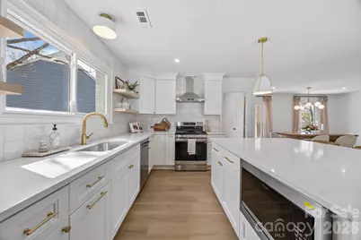 304 Epperstone Lane, Matthews, NC 28105 - Photo 4