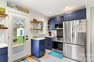 216 Vance Ave, Black Mountain, NC 28711 - Photo 12