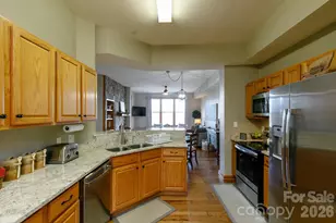 10 Stoney Falls Loop, Burnsville, NC 28714 - Photo 4