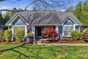 163 Diamond Dr, Mooresville, NC 28117 - Photo 2