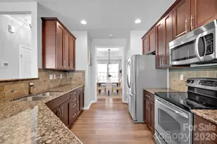 3353 Park South Station Blvd, Charlotte, NC 28210 - Photo 20