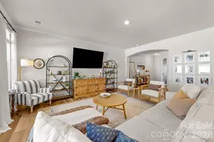 8208 Merryvale Ln, Charlotte, NC 28214 - Photo 10