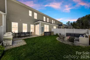 8208 Merryvale Ln, Charlotte, NC 28214 - Photo 38