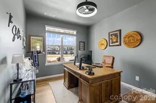 8208 Merryvale Ln, Charlotte, NC 28214 - Photo 6