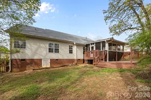 1542 Brandyhill Dr, Rock Hill, SC 29732 - Photo 2
