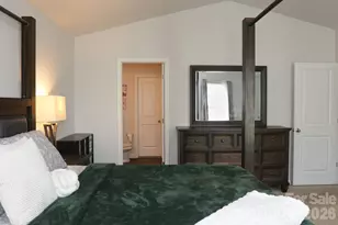 5105 Black Frst Dr, Greensboro, NC 27405 - Photo 12