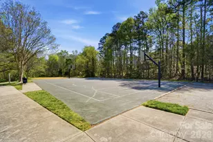10056 Paisley Dr, Charlotte, NC 28269 - Photo 40