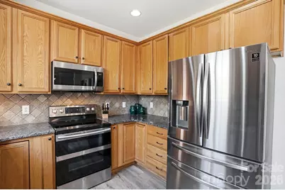 10056 Paisley Drive, Charlotte, NC 28269 - Photo 12