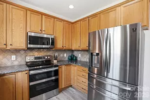 10056 Paisley Dr, Charlotte, NC 28269 - Photo 12