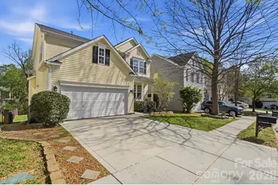 10056 Paisley Drive, Charlotte, NC 28269 - Photo 2