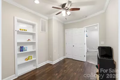 10056 Paisley Drive, Charlotte, NC 28269 - Photo 32