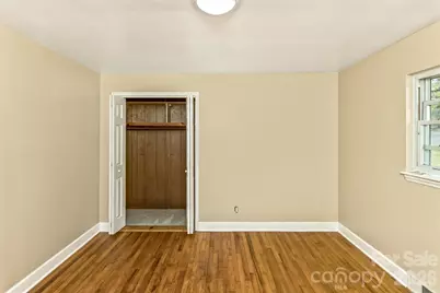 30 Valley Hill Drive, Canton, NC 28716 - Photo 10