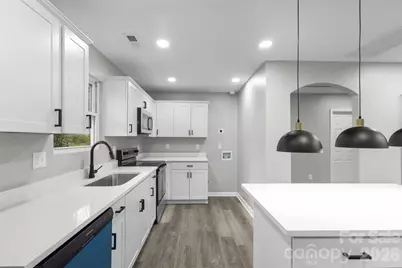 902 W 6th Avenue, Gastonia, NC 28052 - Photo 6