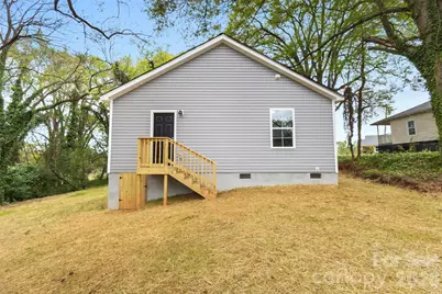 902 W 6th Avenue, Gastonia, NC 28052 - Photo 12
