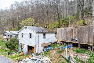 2828 Chandler Creek Rd, Mars Hill, NC 28754 - Photo 6