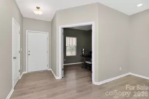 1127 Overland Dr, Dallas, NC 28034 - Photo 6