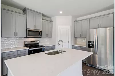 9029 Foggy Brook Loop, Charlotte, NC 28216 - Photo 4