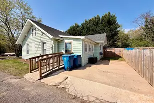 513 7th St SW, Taylorsville, NC 28681 - Photo 10