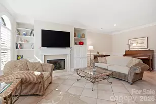 9423 Bonnie Briar Cir, Charlotte, NC 28277 - Photo 8