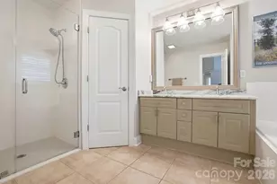 9423 Bonnie Briar Cir, Charlotte, NC 28277 - Photo 22