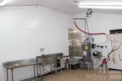 142 N Trade Avenue, Landrum, SC 29356 - Photo 14