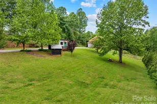 787 Ridge Rd, Marion, NC 28752 - Photo 22