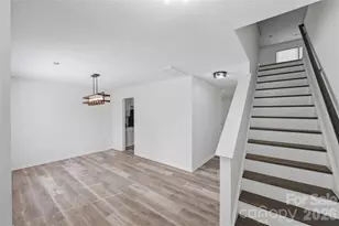 2308 Big Pine Dr, Matthews, NC 28105 - Photo 2