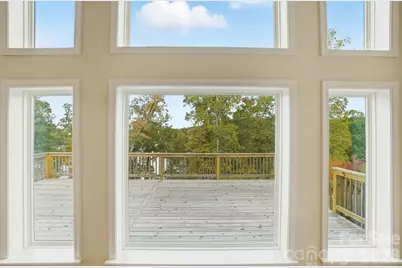 17909 Wilbanks Drive, Charlotte, NC 28278 - Photo 16