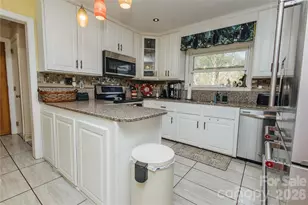 56 E Glenview St, Marion, NC 28752 - Photo 8