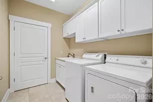 9 Brookstone Pl, Candler, NC 28715 - Photo 22