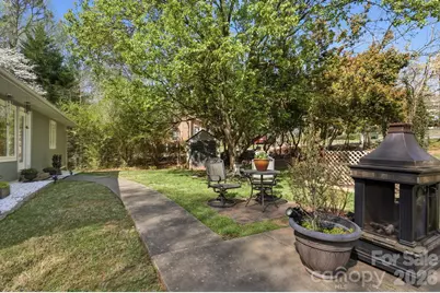 120 42nd Avenue Circle NE, Hickory, NC 28601 - Photo 8