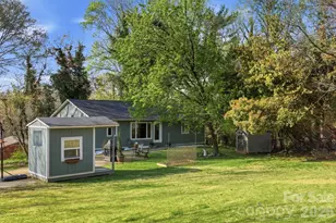 120 42nd Ave Cir NE, Hickory, NC 28601 - Photo 6