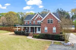 2589 Shamrock Rd, Harrisburg, NC 28075 - Photo 2