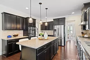 12610 Old Westbury Dr, Cornelius, NC 28031 - Photo 4