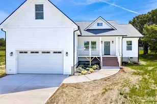 72 Canary Ln, Hendersonville, NC 28792 - Photo 2