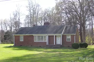 2404 Brantley Rd, Kannapolis, NC 28083 - Photo 1