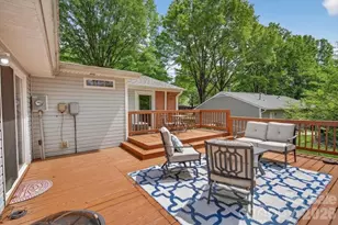 6308 Pineburr Rd, Charlotte, NC 28211 - Photo 32