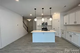 11031 Pagebrook Ln, Charlotte, NC 28214 - Photo 8