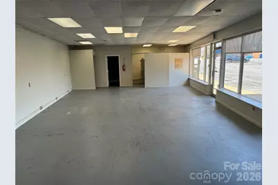 124 Fairway Shopping Center Street, Hudson, NC 28638 - Photo 2