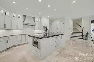 7225 Governor's Row, Charlotte, NC 28277 - Photo 16