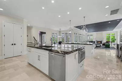 7225 Governors Row, Charlotte, NC 28277 - Photo 16