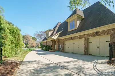 20609 Queensdale Drive, Cornelius, NC 28031 - Photo 38